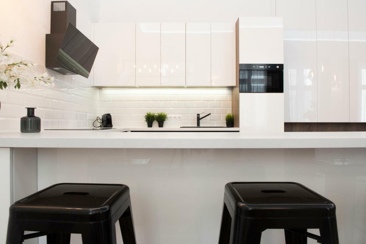 Luxury Apartment By Hi5 - Kalman Imre Suite ブダペスト エクステリア 写真