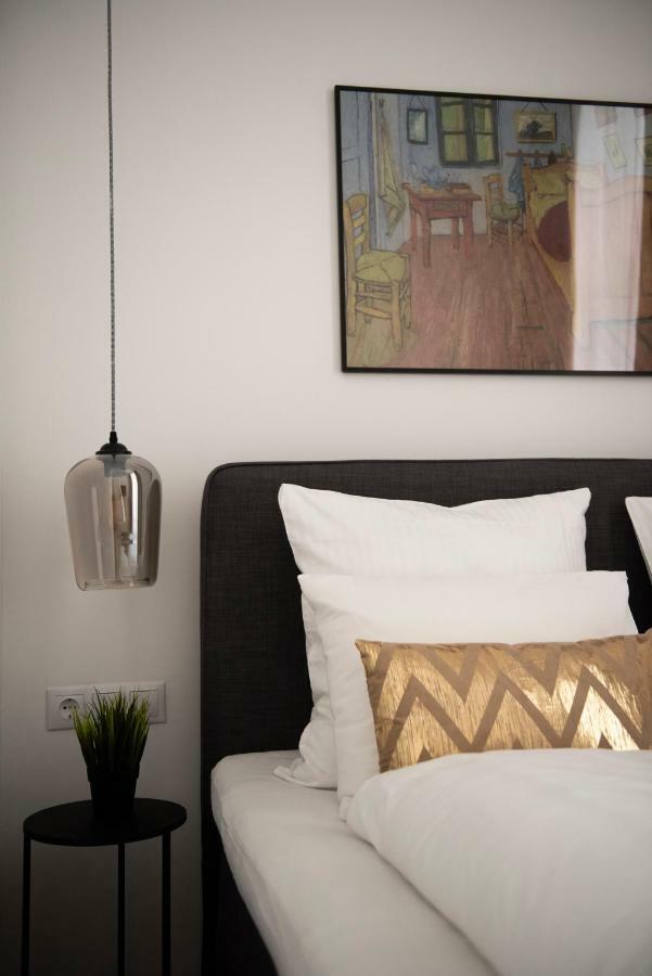 Luxury Apartment By Hi5 - Kalman Imre Suite ブダペスト エクステリア 写真